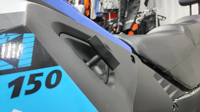 Снегоход Ataki WD 200